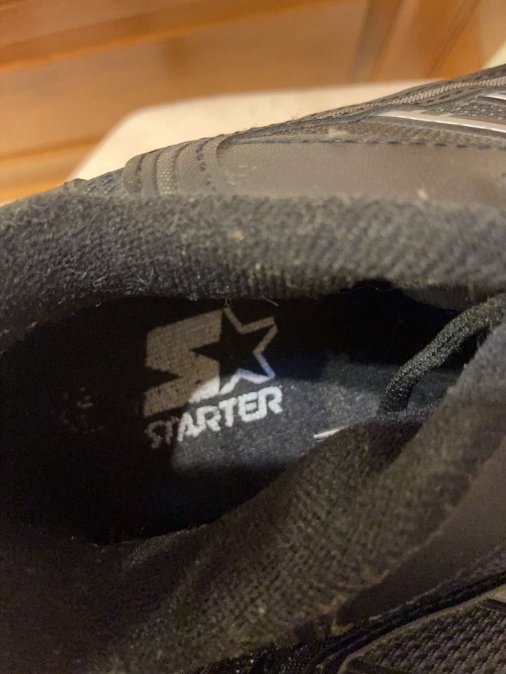 Sneakers - Picture 4 of 5